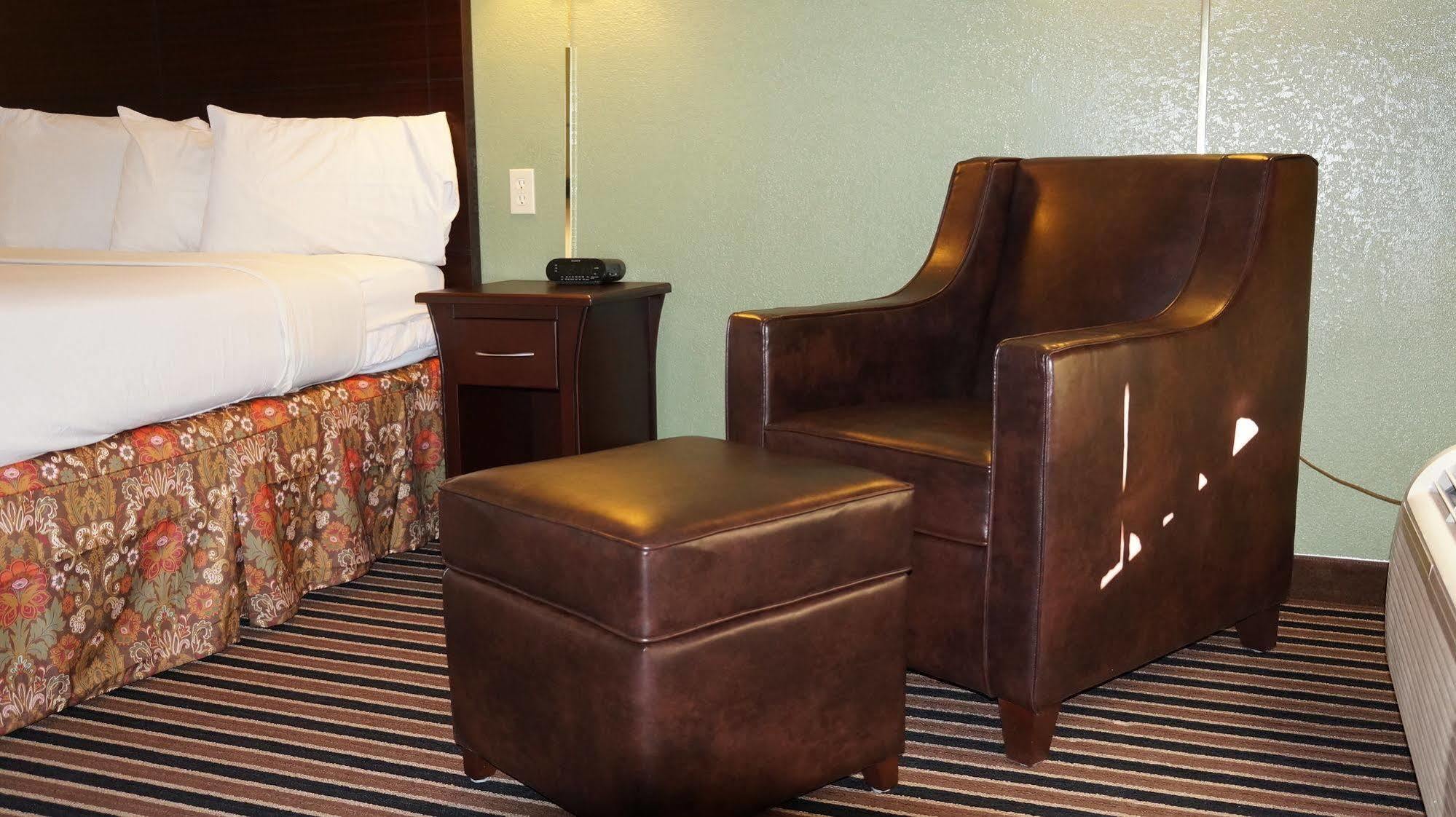 Regency Inn Pittsburg Buitenkant foto